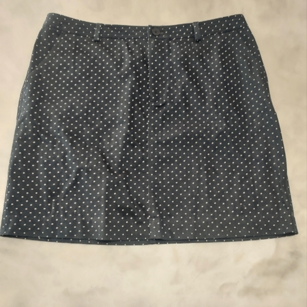 Chaps Navy Polka Dot Skirt. Size 12